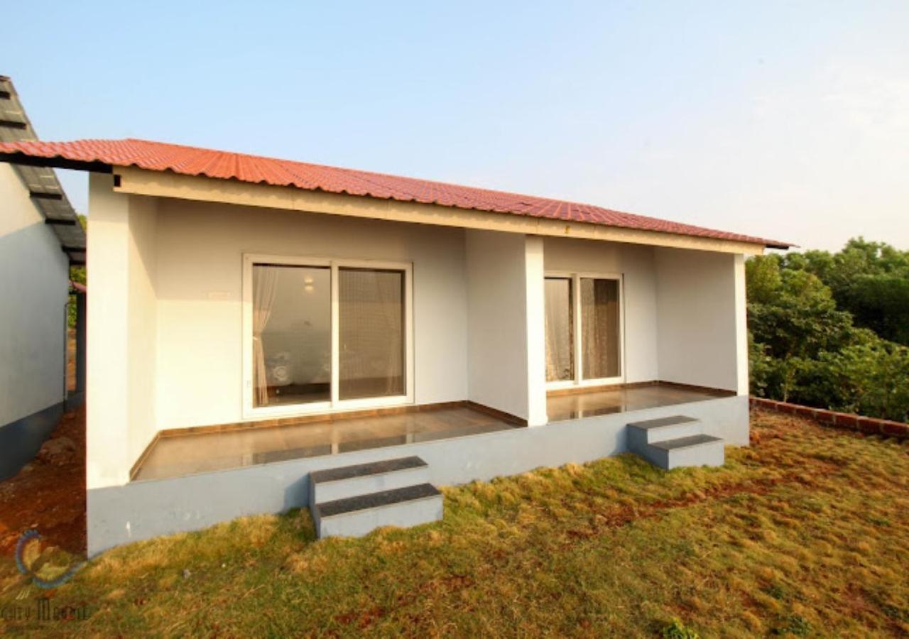 Sea King Beach Resort Ganpatipule Buitenkant foto